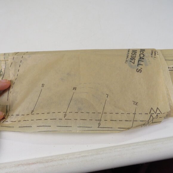 McCalls 5367 Easy Toddler Sm-XLG Sun hat, Dress, Panties - Picture 8 of 9